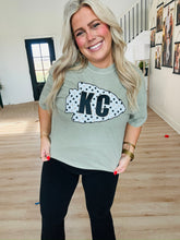 Load image into Gallery viewer, Arrowhead Stars