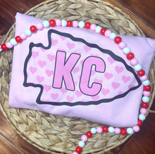 Load image into Gallery viewer, KC Heart Arrowhead (D472)